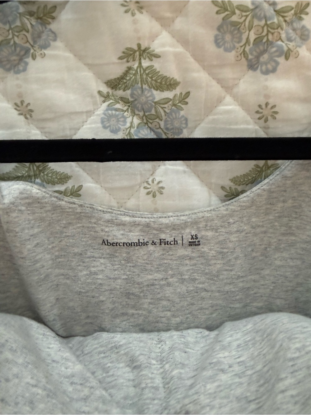 NWOT Abercrombie & Fitch Bra-Free 90s Cami Bodysuit - Light Grey - Picture 6 of 6
